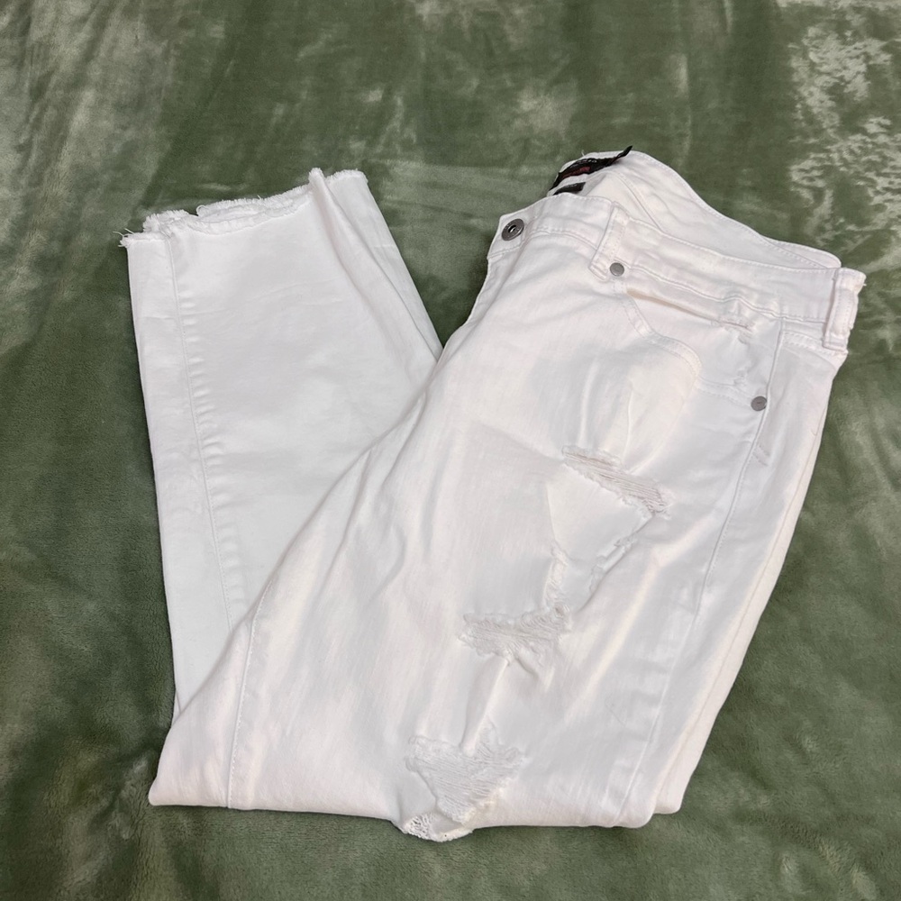 Torrid White Jeans w/Distressed Hem